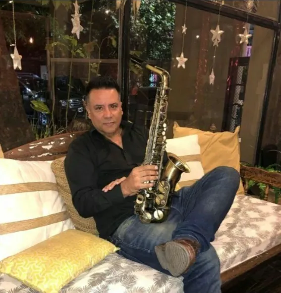 gustavo cejas- saxo