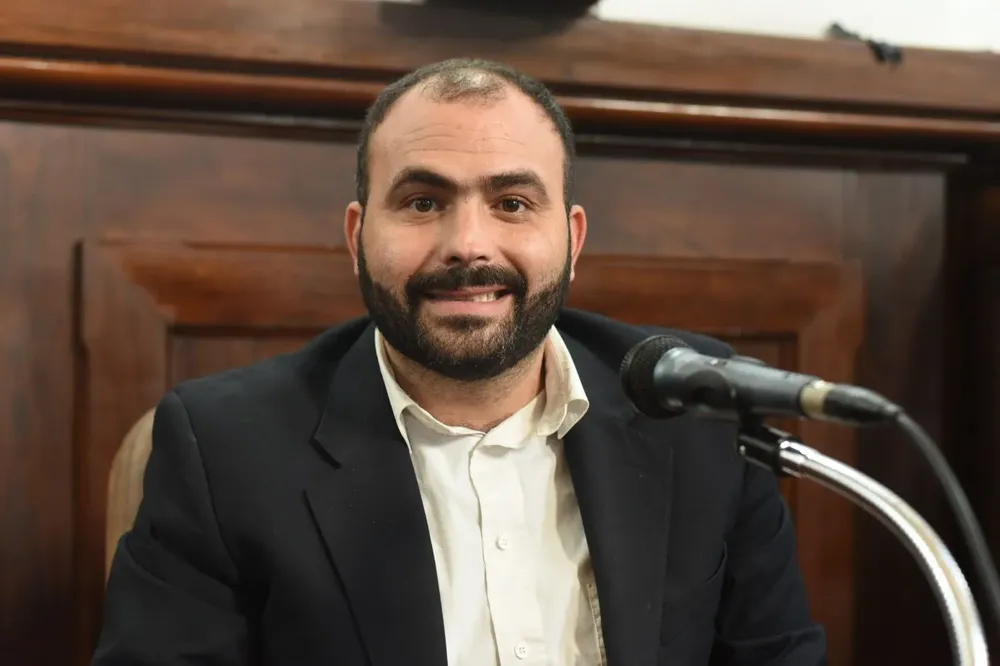 4 PRINCIPAL