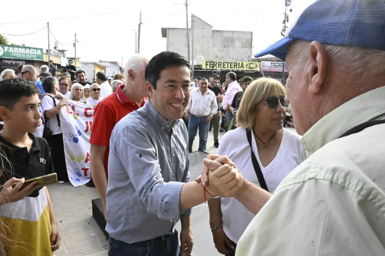 d1f70f72-d8d3-41ca-b346-cd9a23c200e1