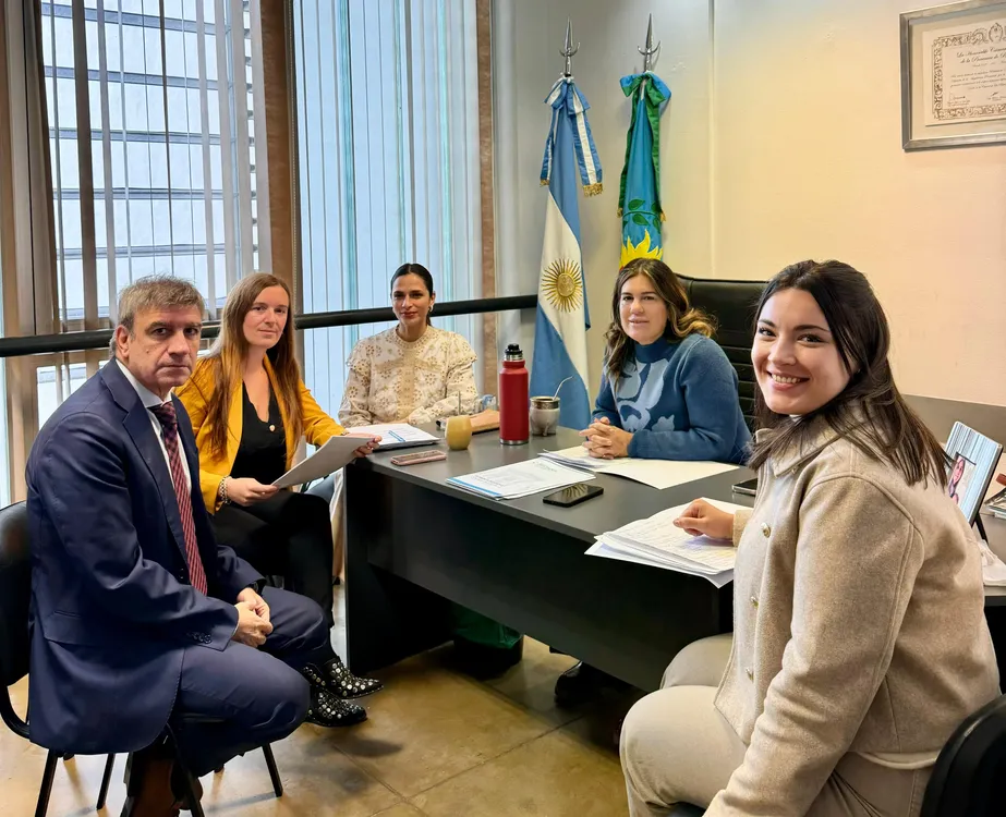 0c7651b3-f5be-4f4c-9b86-4822c64eb14f