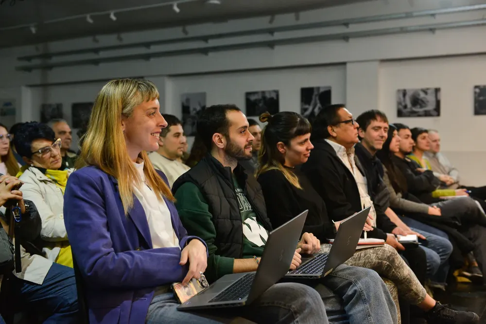 9c7582db-62ec-4ba2-9774-29093d6d7b9d