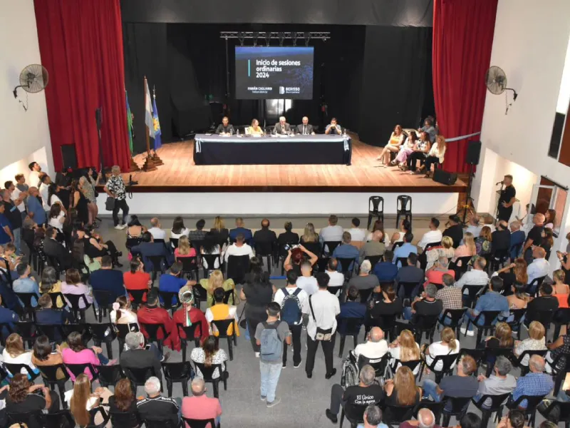 multimedia.normal.a2d8fc547126aeb8.MiAoMSlfbm9ybWFsLndlYnA=