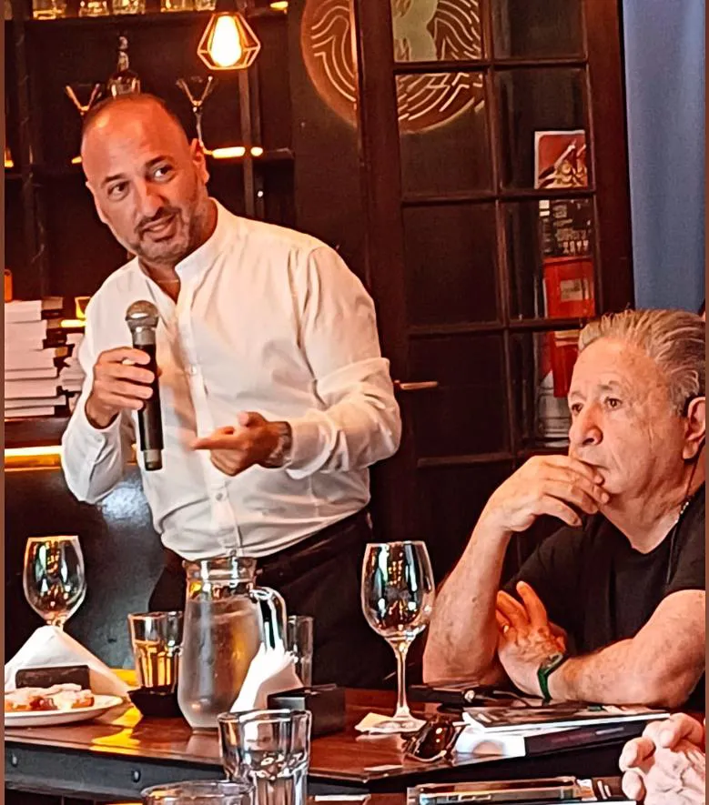 1099cfc5-5e7a-4945-b536-edac79ffadcd