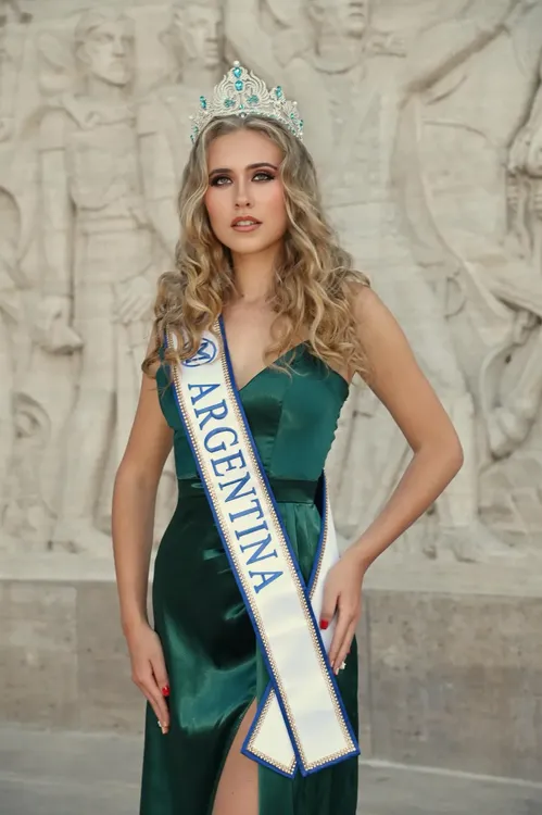 multimedia.grande.bce398b0568625c5.Z3JhbmRlLndlYnA=