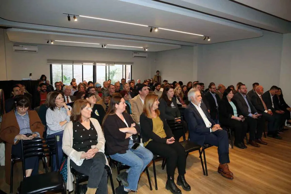 1a64b86e-747e-4715-a468-8da7d47529b9